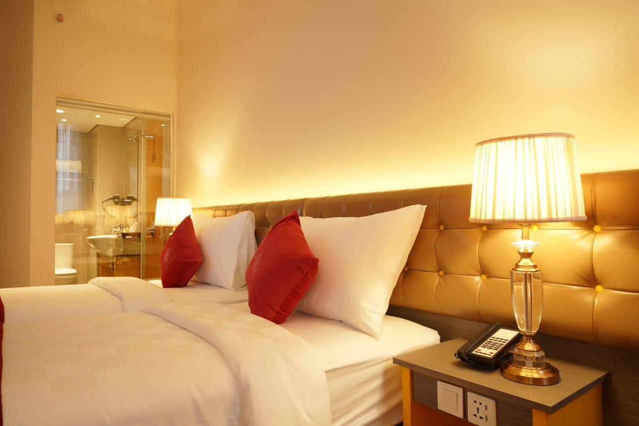 Ramada By Wyndham Yogyakarta Hotel Sleman  Exterior photo