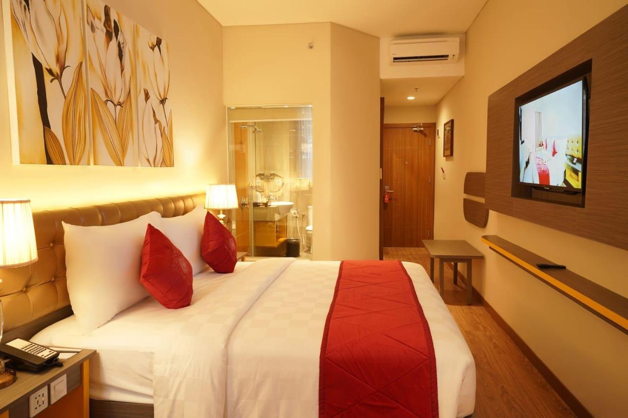 Ramada By Wyndham Yogyakarta Hotel Sleman  Exterior photo