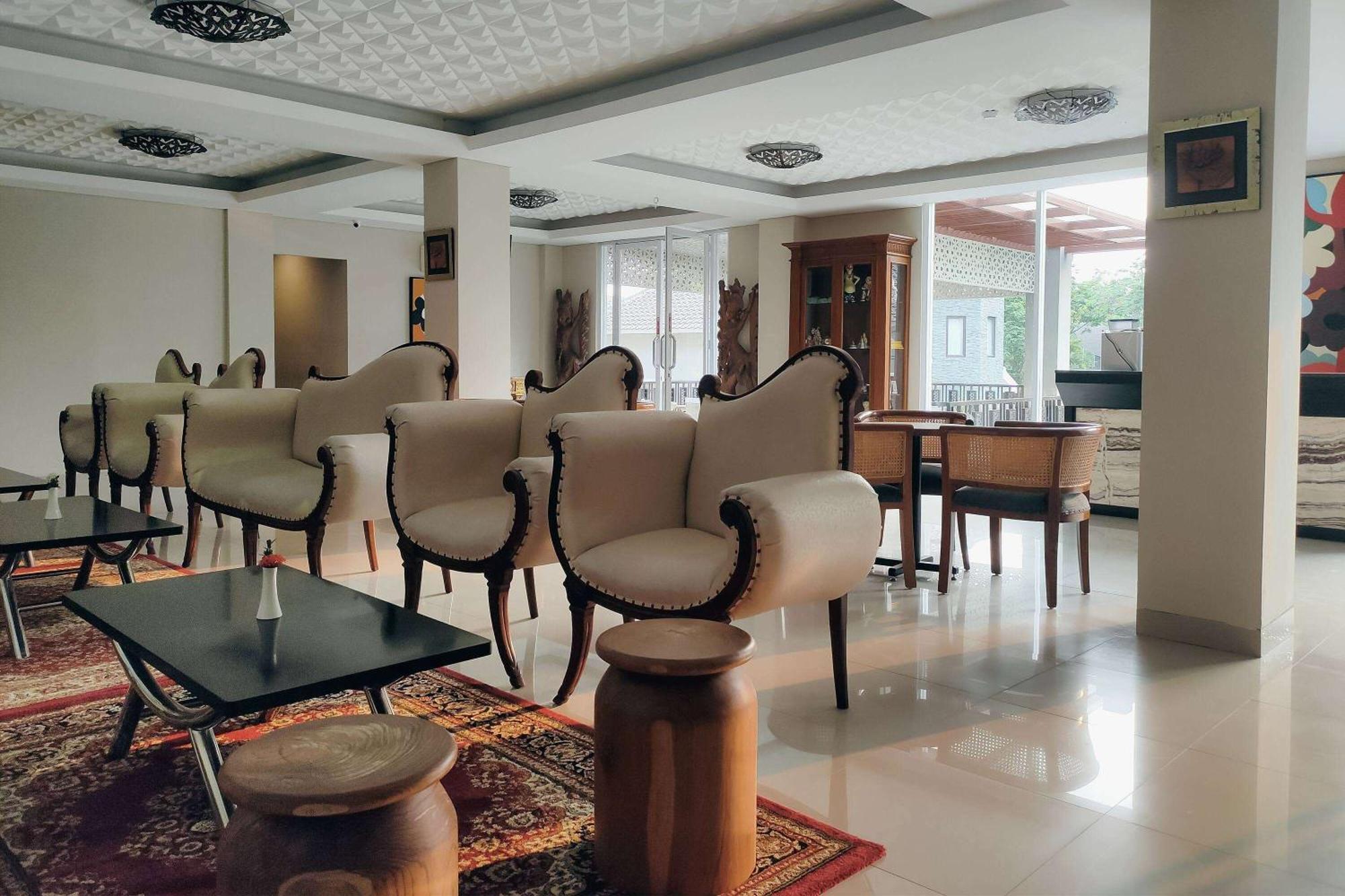 Ramada By Wyndham Yogyakarta Hotel Sleman  Exterior photo